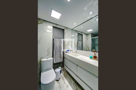Banheiro de apartamento à venda com 1 quarto, 60m² em Vila Regente Feijó, São Paulo