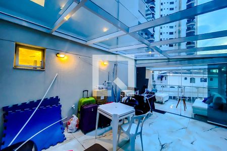 Apartamento para alugar com 81m², 1 quarto e 1 vagaVaranda