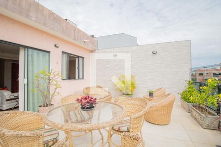 Apartamento para alugar com 195m², 3 quartos e 2 vagas Apartamento para alugar com 195m², 3 quartos e 2 vagasVaranda