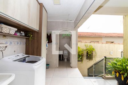 Casa à venda com 300m², 3 quartos e 8 vagasÁrea de Serviço