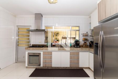 Casa à venda com 300m², 3 quartos e 8 vagasCozinha