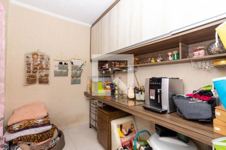 Casa à venda com 300m², 3 quartos e 8 vagasQuarto de Serviço