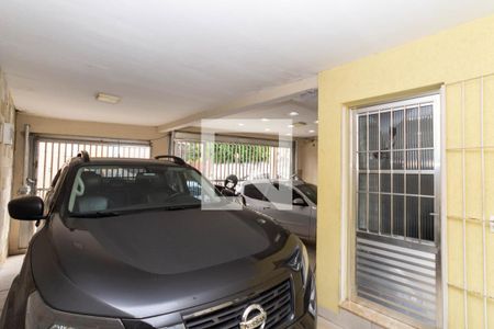 Casa à venda com 300m², 3 quartos e 8 vagasGaragem