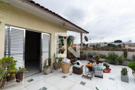 Casa à venda com 300m², 3 quartos e 8 vagasVaranda da suíte