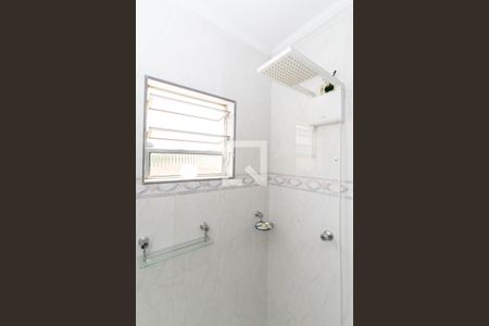 Casa à venda com 300m², 3 quartos e 8 vagasBanheiro Corredor