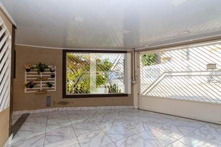 Garagem de casa à venda com 3 quartos, 220m² em Jardim Santa Cecilia, Guarulhos
