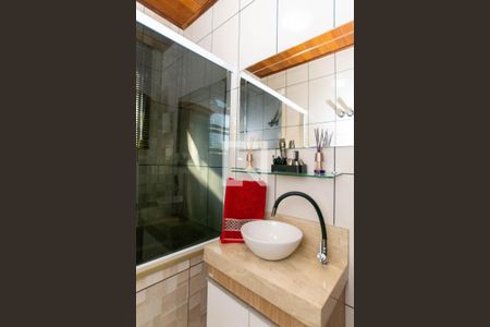 Banheiro da Suíte de casa à venda com 3 quartos, 220m² em Jardim Santa Cecilia, Guarulhos