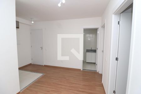 Sala de TV de apartamento para alugar com 2 quartos, 43m² em Vila Esperança, São Paulo