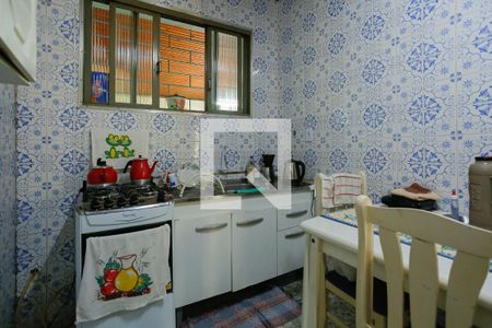 Casa à venda com 103m², 2 quartos e 8 vagas Casa à venda com 103m², 2 quartos e 8 vagasCozinha