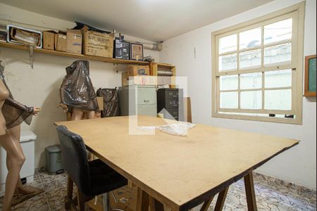 Casa à venda com 450m², 3 quartos e 4 vagasQuarto de Serviço 2