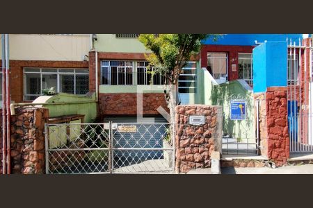 Casa à venda com 450m², 3 quartos e 4 vagasFachada