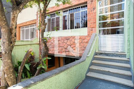 Casa à venda com 450m², 3 quartos e 4 vagasEntrada da casa