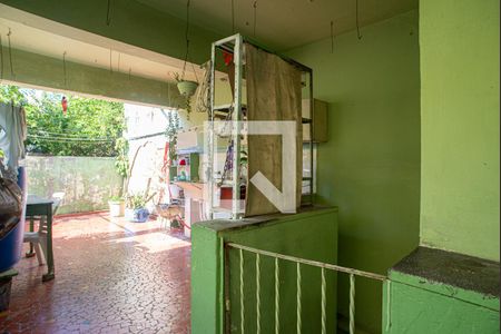 Casa à venda com 450m², 3 quartos e 4 vagasÁrea de Serviço / Quintal