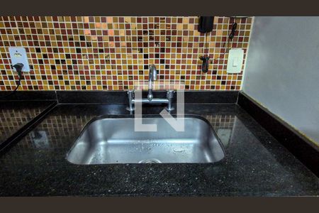 Apartamento para alugar com 90m², 2 quartos e 1 vaga Apartamento para alugar com 90m², 2 quartos e 1 vagaCozinha e Área de Serviço