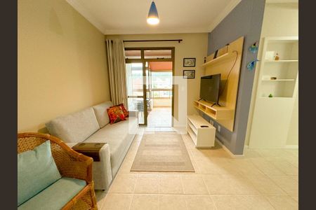 Sala de TV de apartamento para alugar com 2 quartos, 100m² em Jurerê, Florianópolis