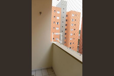 Sacada de apartamento à venda com 3 quartos, 72m² em Piratininga, Osasco