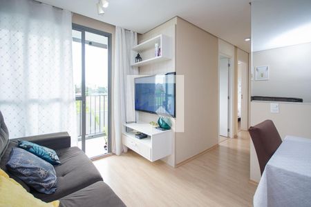 Sala de apartamento para alugar com 2 quartos, 58m² em Usina Piratininga, São Paulo