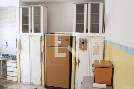 Casa à venda com 180m², 2 quartos e 2 vagasCozinha