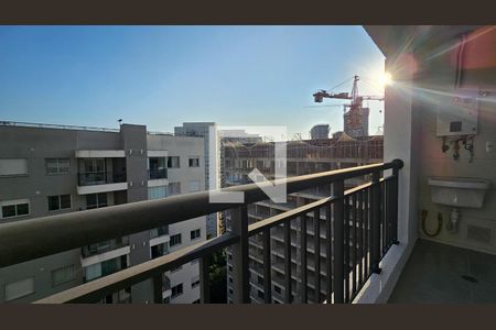 VARANDA de apartamento à venda com 1 quarto, 47m² em Jardim Tupanci, Barueri