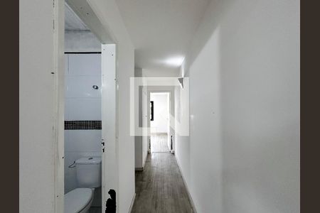 Corredor Quartos de casa para alugar com 2 quartos, 75m² em Vila Socorro, São Paulo