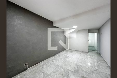 Sala de casa para alugar com 2 quartos, 75m² em Vila Socorro, São Paulo