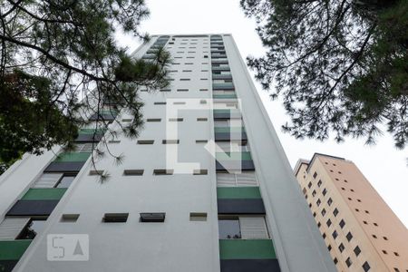 Apartamento à venda com 117m², 3 quartos e 1 vaga Apartamento à venda com 117m², 3 quartos e 1 vagaFachada