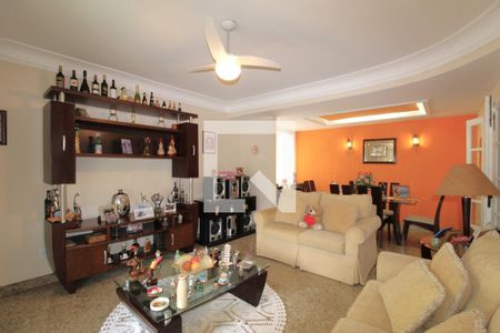 Sala de casa à venda com 3 quartos, 350m² em Anil, Rio de Janeiro