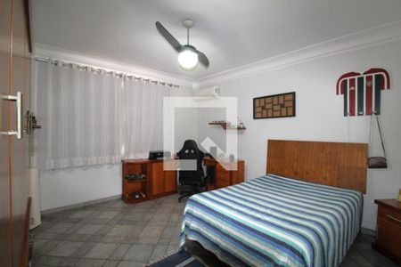 Casa à venda com 350m², 3 quartos e 3 vagasQuarto