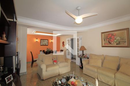 Sala de casa à venda com 3 quartos, 350m² em Anil, Rio de Janeiro