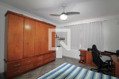 Casa à venda com 350m², 3 quartos e 3 vagasQuarto