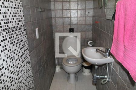 Casa à venda com 350m², 3 quartos e 3 vagasLavabo externo