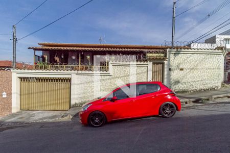 Casa à venda com 98m², 2 quartos e 1 vagaFachada