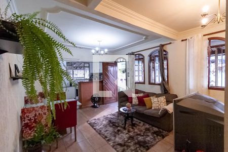 Sala 1 de casa para alugar com 2 quartos, 98m² em Jardim Leblon, Belo Horizonte