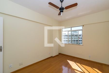 Quarto 1 de apartamento para alugar com 2 quartos, 85m² em Bonsucesso, Rio de Janeiro