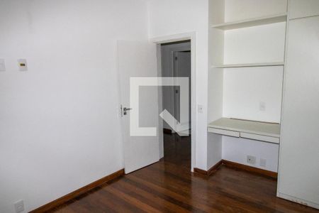 Apartamento à venda com 178m², 4 quartos e 1 vagaQuarto 4