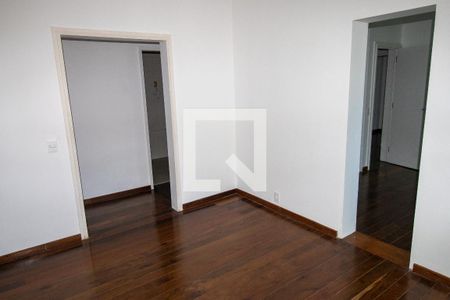 Apartamento à venda com 178m², 4 quartos e 1 vagaQuarto 2