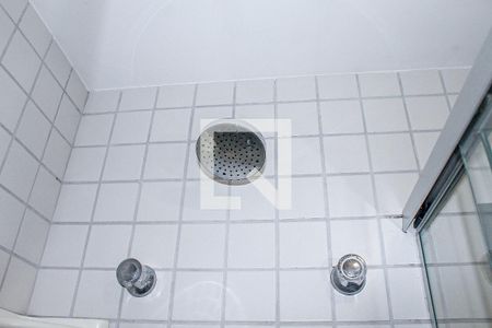 Studio para alugar com 27m², 1 quarto e 1 vaga Studio para alugar com 27m², 1 quarto e 1 vagaBanheiro