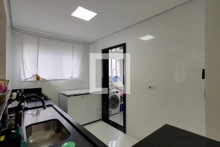 Apartamento para alugar com 80m², 2 quartos e 2 vagasCozinha