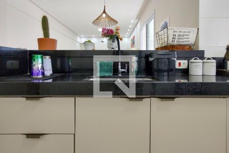 Apartamento para alugar com 80m², 2 quartos e 2 vagasCozinha