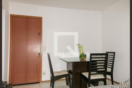 Sala de apartamento à venda com 2 quartos, 50m² em Marechal Hermes, Rio de Janeiro