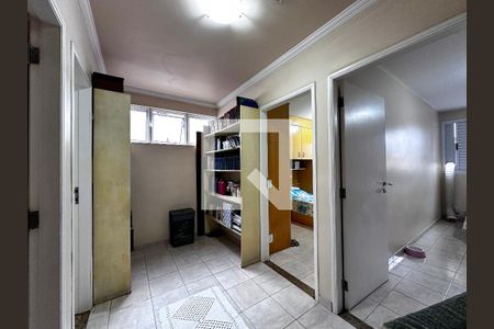 Hall Quartos de casa para alugar com 3 quartos, 147m² em Brooklin Paulista, São Paulo