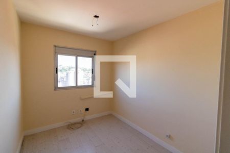 Quarto 1 de apartamento para alugar com 2 quartos, 48m² em Glória, Porto Alegre