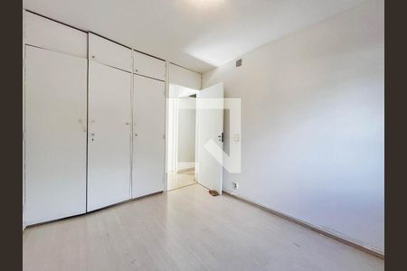Quarto 1 de apartamento para alugar com 3 quartos, 77m² em Asa Sul, Brasília