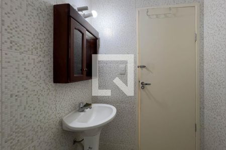 Banheiro de apartamento para alugar com 1 quarto, 47m² em Liberdade, São Paulo