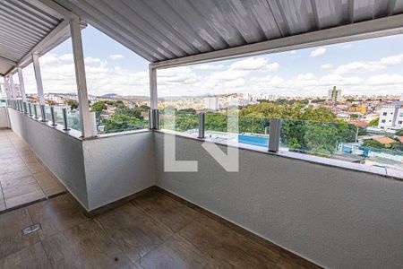 Varanda de apartamento para alugar com 3 quartos, 102m² em Vila Cloris, Belo Horizonte