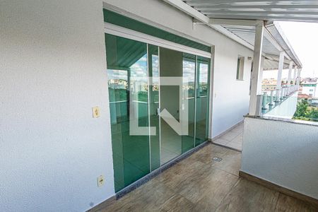 Varanda de apartamento à venda com 3 quartos, 102m² em Vila Cloris, Belo Horizonte