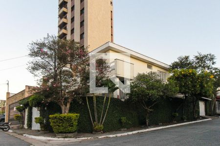 Casa à venda com 150m², 3 quartos e 4 vagasFachada