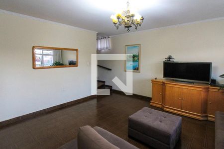 Sala de casa à venda com 3 quartos, 150m² em Jardim Teresa, São Paulo