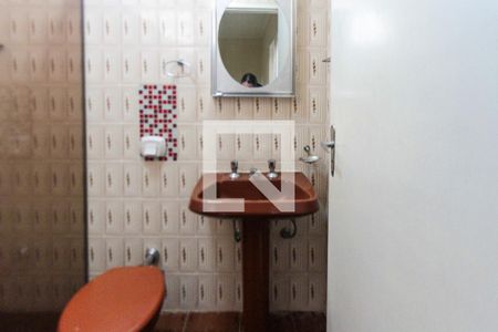 Casa à venda com 150m², 3 quartos e 4 vagasBanheiro Social