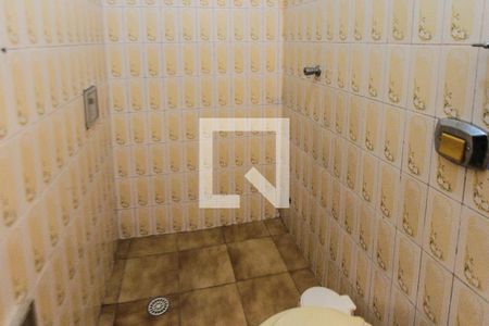 Casa à venda com 150m², 3 quartos e 4 vagasBanheiro de serviço